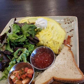 First Watch - Bacado omlete. Oh how I miss you. - Breakfast & Brunch Near Me - University Heights, Ohio First Watch - Bacado omlete. Oh how I miss you. - Breakfast & Brunch Near Me - University Heights, Ohio