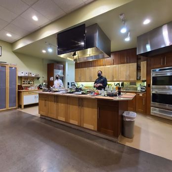 Pans on Fire - Awesome space! So well organized! - Cooking Classes Near Me - Pleasanton, California Pans on Fire - Awesome space! So well organized! - Cooking Classes Near Me - Pleasanton, California