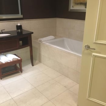 JW Marriott Chicago - Soaker tub - make sure you get one! - Hotels Near Me - Chicago, Illinois JW Marriott Chicago - Soaker tub - make sure you get one! - Hotels Near Me - Chicago, Illinois