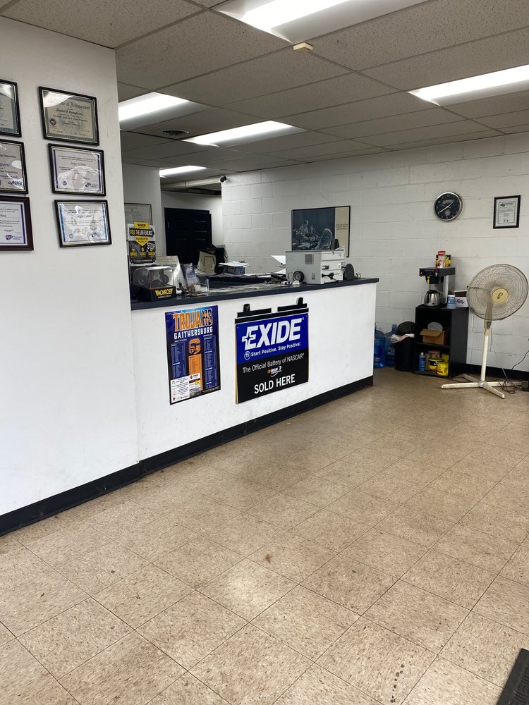 PREMIER AUTO CLINIC Updated August 2024 22 Reviews 413 E Diamond