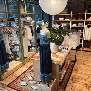 Faherty Williamsburg - Men's Clothing Near Me - Brooklyn, New York