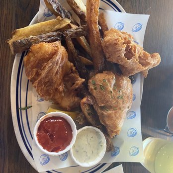 Mr. Fish Chips & Chowder - Classic Fish & Chips, bit light on flavor - Seafood Near Me - Seattle, Washington