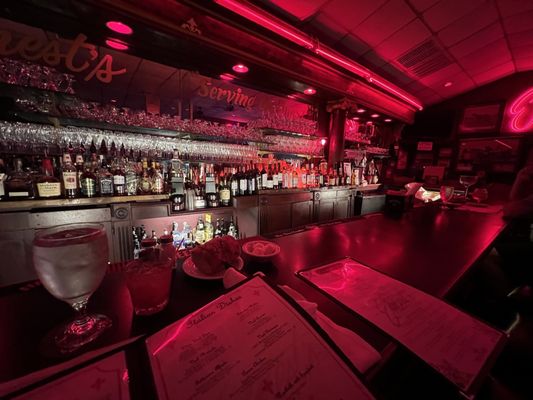 Ernest's Orleans Restaurant & Cocktail Lounge by null
