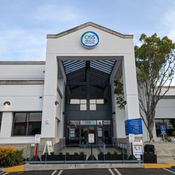 Burbank Urgent Care - Our refurbished building with a new paint job