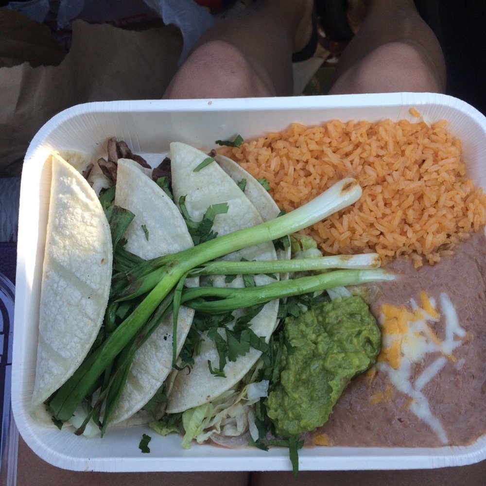 El Porton - Carne Asada taco - Mexican Near Me - Zillah, Washington El Porton - Carne Asada taco - Mexican Near Me - Zillah, Washington