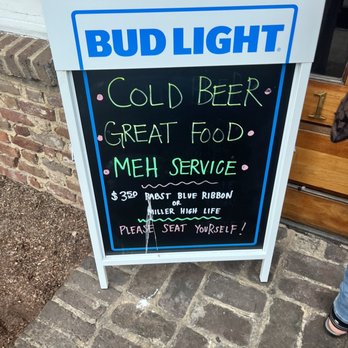 The Griffon - Front door - Pubs Near Me - Charleston, South Carolina