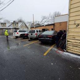 Always here and accommodating customers. 10 years over 5 cars only use them. . Always here and accommodating customers. 10 years over 5 cars only use them. .