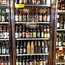 Stonelake Vine & Spirits - The BEST beer selection ever!!!