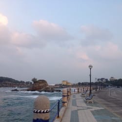 Playa del Camello - Perspectiva del paseo y la playa