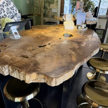 Museion Winery & Custom Crush - Petrified wood countertop - Wineries Near Me - Calistoga, California Museion Winery & Custom Crush - Petrified wood countertop - Wineries Near Me - Calistoga, California