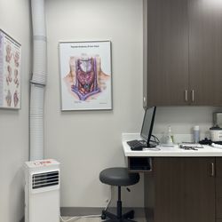 Scott Shipley, MD - Peak Ent Associates - Appointment room