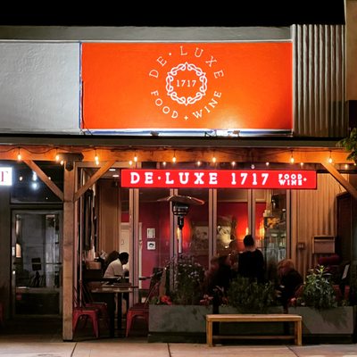 Deluxe 1717 by null