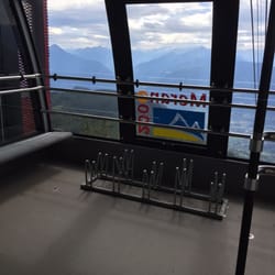 Merano 2000 - Die Seilbahn von innen mit Blick nach unten