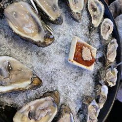 Bojangles Sushi & Oyster Bar - Raw Oysters