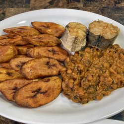 Auntie Lizzy's Kitchen - Plantains with Beans and Fried Fish