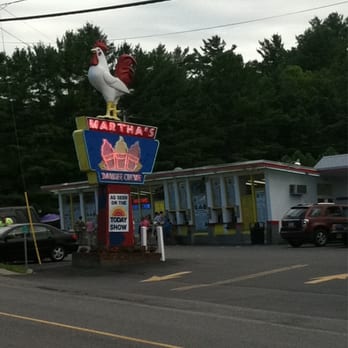 Martha's Dandee Creme - Ice Cream & Frozen Yogurt Near Me - Queensbury, New York