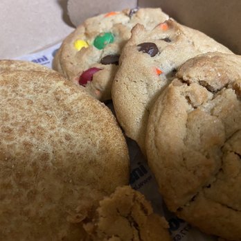 Insomnia Cookies - Snickerdoodle, peanut butter, and m&m cookies - Desserts Near Me - Norfolk, Virginia Insomnia Cookies - Snickerdoodle, peanut butter, and m&m cookies - Desserts Near Me - Norfolk, Virginia