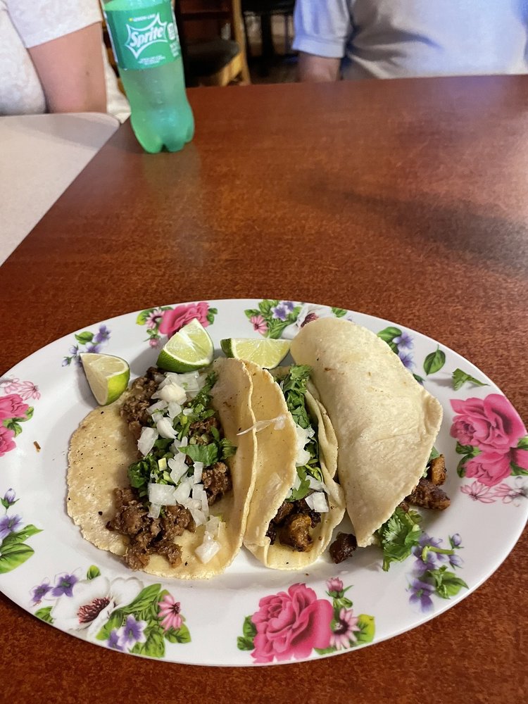 La Mexicana Logo