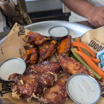 TapRoom Beer Co - Smoked Wings - Breweries Near Me - San Diego, California TapRoom Beer Co - Smoked Wings - Breweries Near Me - San Diego, California