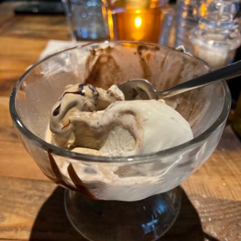 Dorona - Brownie Sundae with no brownie - Italian Near Me - Naples, Florida Dorona - Brownie Sundae with no brownie - Italian Near Me - Naples, Florida