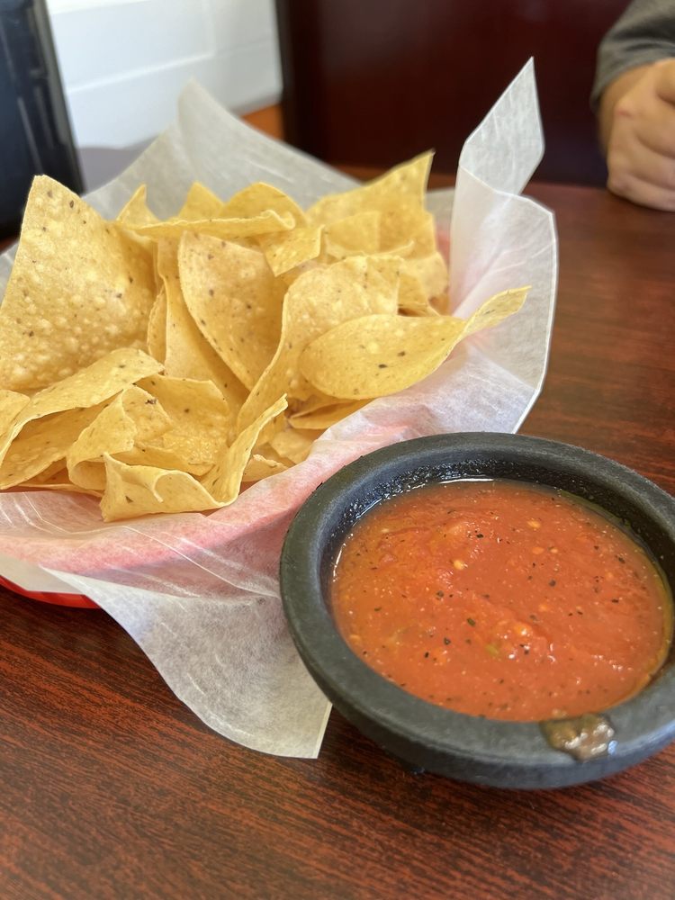 La Casita Fresh Mex Grill Logo
