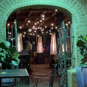 John the Greek - Mediterranean Near Me - San Antonio, Texas