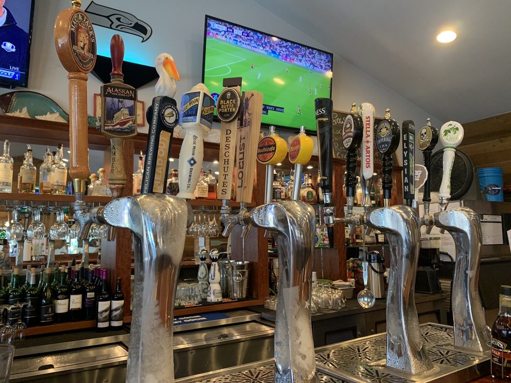 Wally's Chowder House & Broiler