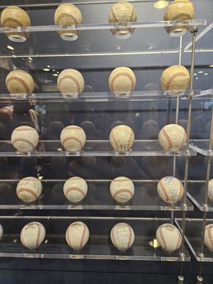 Royal Rooters Club by null