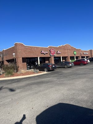 BackPorch DraftHouse West by null