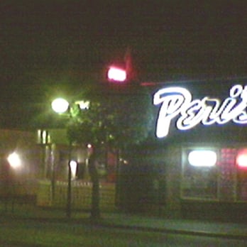 Peri's Silver Dollar Bar - Peri's - Bars Near Me - Fairfax, California