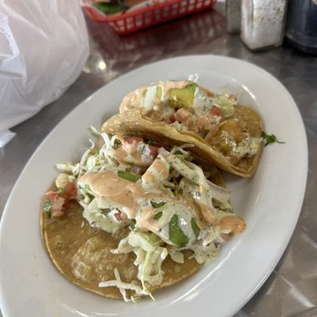 Mi Gente Taqueria - Shrimp tacos - Latin American Near Me - Destin, Florida Mi Gente Taqueria - Shrimp tacos - Latin American Near Me - Destin, Florida