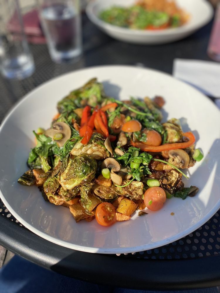 MINI OSCAR’S ANNEX Updated June 2024 56 Photos & 62 Reviews 813