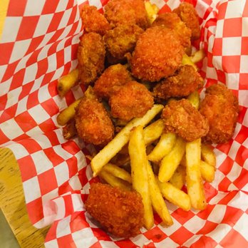 Shake 'N Go - Burgers Near Me - Woodinville, Washington Shake 'N Go - Burgers Near Me - Woodinville, Washington