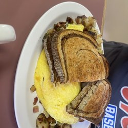Country Gals Cafe - Farmers omelette