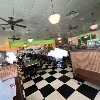 Metro Diner - Inside - Diners Near Me - Pooler, Georgia Metro Diner - Inside - Diners Near Me - Pooler, Georgia