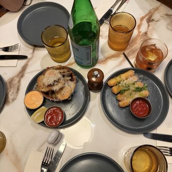 Casa Louie Hudson Yards - Fried zucchini and mozzarella - Italian Near Me - New York, New York Casa Louie Hudson Yards - Fried zucchini and mozzarella - Italian Near Me - New York, New York