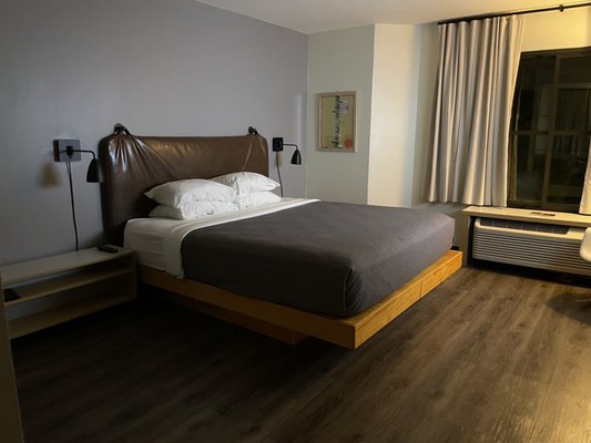 Moxy Memphis Downtown by null