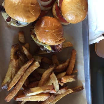 Adler's - Slider flight - Burgers Near Me - Davenport, Florida