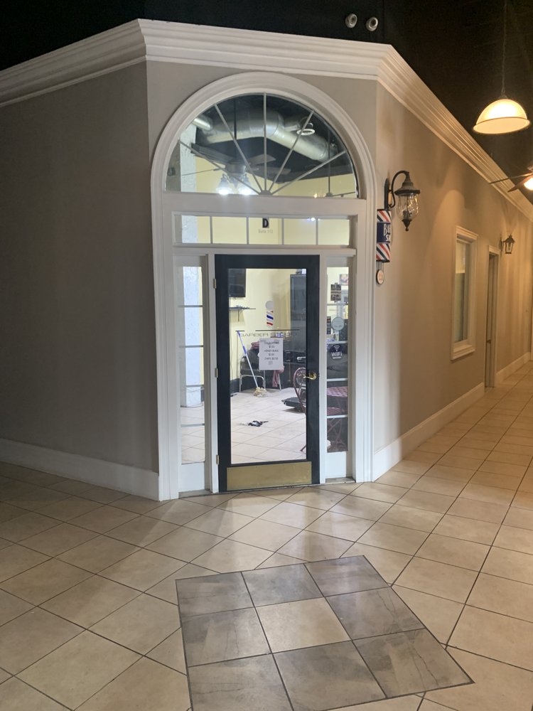 ROD THE BARBER Updated June 2024 99 Photos 1325 S Eugene St