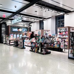 Gotham News - News stand