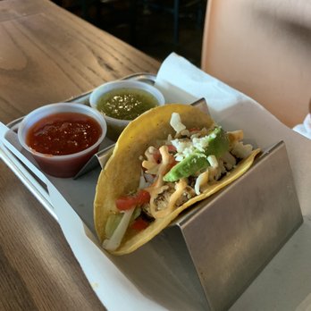 Elliot's Wood Fired Kitchen & Tap - Fish taco - Pizza Near Me - Pataskala, Ohio