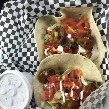 Howard Station - Tacos with pulled, smoked chicken. I have never thought to make this. Delish! - Barbeque Near Me - Boone, North Carolina Howard Station - Tacos with pulled, smoked chicken. I have never thought to make this. Delish! - Barbeque Near Me - Boone, North Carolina