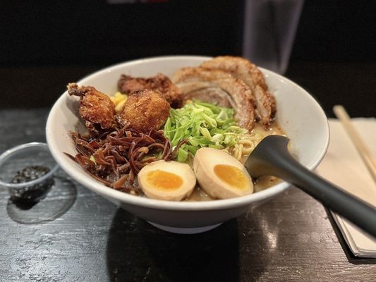 Shokku Ramen by null