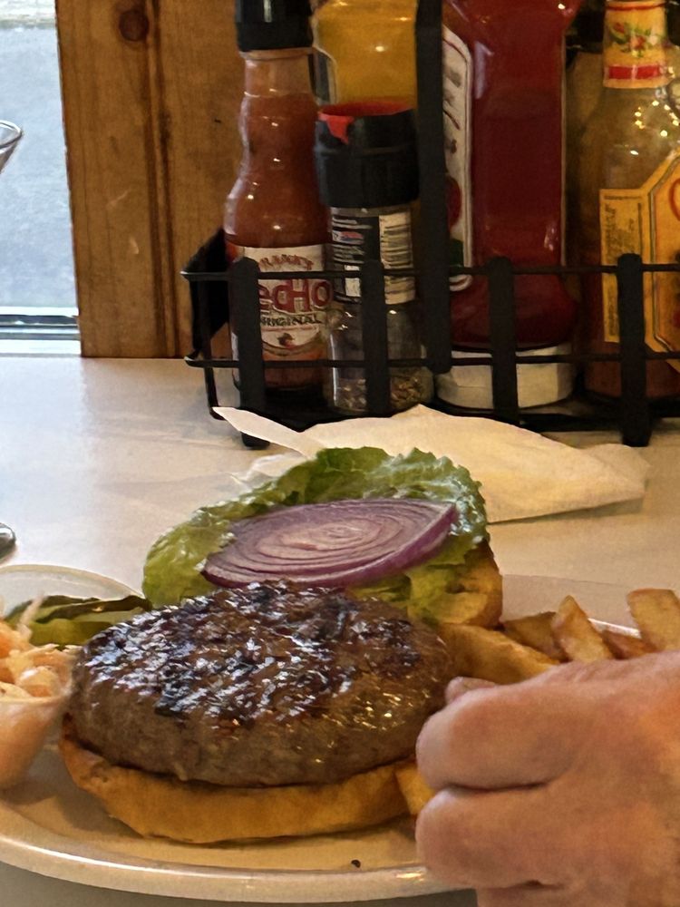 Nardi's Tavern Image