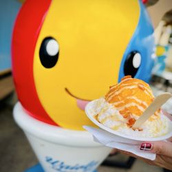 Waiola Shave Ice - Mango sticky rice