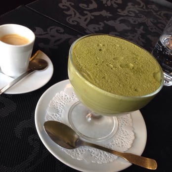 Akira - Tiramisu au thé vert!!!! Miam! - Japanese Near Me - Lille, 59