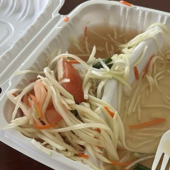 Thong's Thai Lunch Wagon - Papaya salad - Food Trucks Near Me - Waipahu, Hawaii Thong's Thai Lunch Wagon - Papaya salad - Food Trucks Near Me - Waipahu, Hawaii