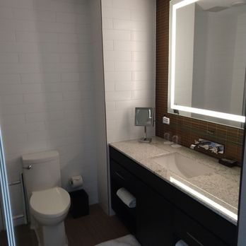 Hotel X Toronto - Bathroom vanity and toilet - room 0818 - Hotels Near Me - Toronto, Ontario Hotel X Toronto - Bathroom vanity and toilet - room 0818 - Hotels Near Me - Toronto, Ontario