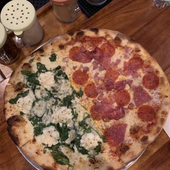 J. Dolan's - Half spinach and half choke meat (or something like that) - Pizza Near Me - Honolulu, Hawaii J. Dolan's - Half spinach and half choke meat (or something like that) - Pizza Near Me - Honolulu, Hawaii