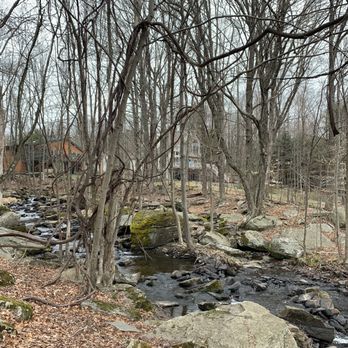 The Hideout - Vacation Rentals Near Me - Lake Ariel, Pennsylvania The Hideout - Vacation Rentals Near Me - Lake Ariel, Pennsylvania
